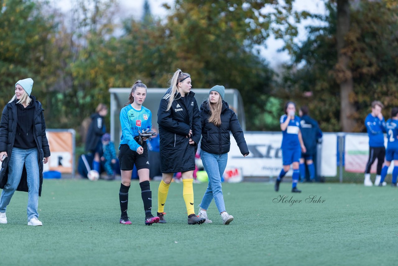 Bild 232 - F SSC Hagen Ahrensburg - SV Frisia 03 Risum-Lindholm : Ergebnis: 2:0